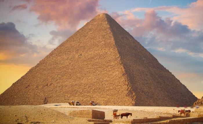 Электромагнитная пирамида Гизы.